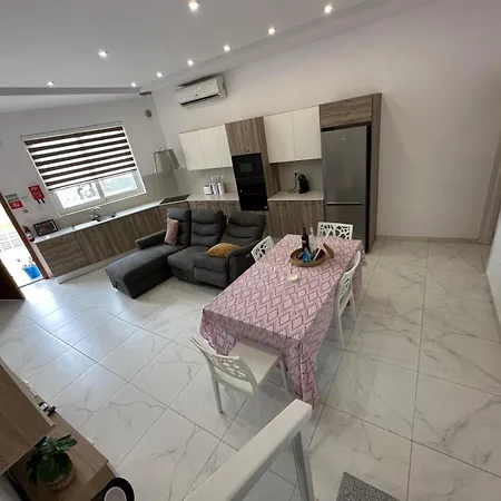 Marija Block St Julian's * Is-Swieqi